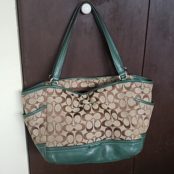 Coach Handbags - Coach bag F23297